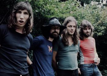 (MANDATORY CREDIT Koh Hasebe/Shinko Music/Getty Images) Pink Floyd live at Hakone Aphrodite, Kanagawa, August 6, 1971. (Photo by Koh Hasebe/Shinko Music/Getty Images)