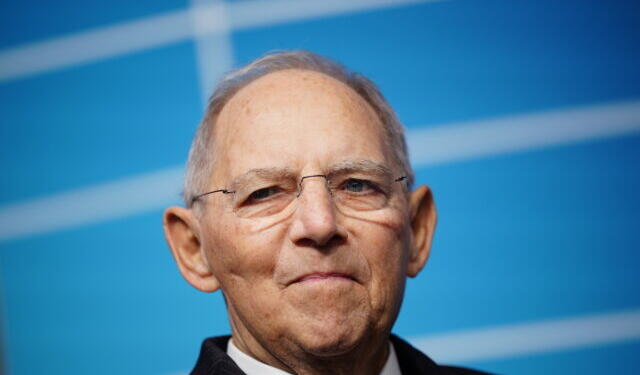 epa10408923 Former German Parliament ‘Bundestag’ president Wolfgang Schaeuble looks on during a festive event on the occasion of Wolfgang Schauble's 50th anniversary in parliament, in Berlin, Germany, 16 January 2023. Former German Parliament 'Bundestag' president Wolfgang Schaeuble has served for more than half a century as a member of the German parliament ‘Bundestag. He is the first deputy having participated in parliament for such a long time.  EPA/CLEMENS BILAN / POOL